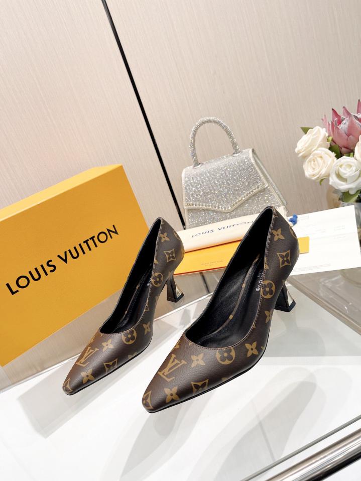 replica,schuhe,beste,kaufen,1:1,besten,seiten,Replik,turnschuhe,sneakers Die neuesten Laufstegschuhe von LOUIS VUITON aus dem Jahr 2024