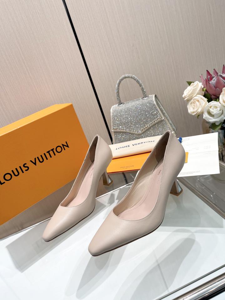 replica,schuhe,beste,kaufen,1:1,besten,seiten,Replik,turnschuhe,sneakers Die neuesten Laufstegschuhe von LOUIS VUITON aus dem Jahr 2024