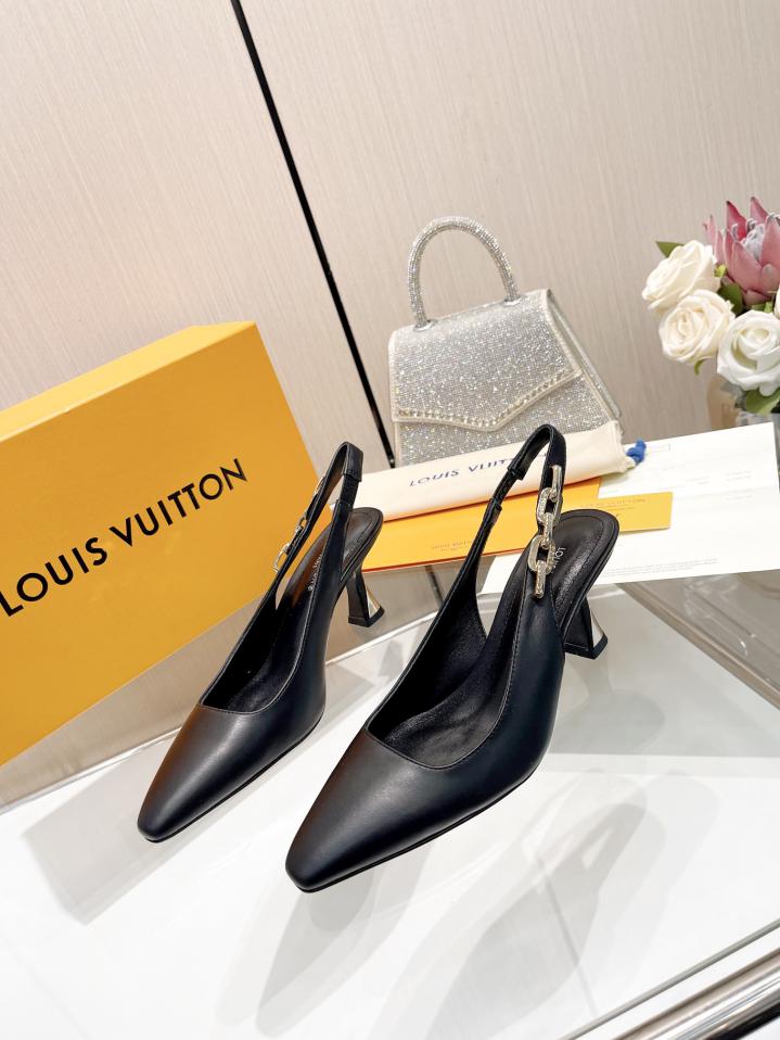 replica,schuhe,beste,kaufen,1:1,besten,seiten,Replik,turnschuhe,sneakers Die neuesten Laufstegschuhe von LOUIS VUITON aus dem Jahr 2024