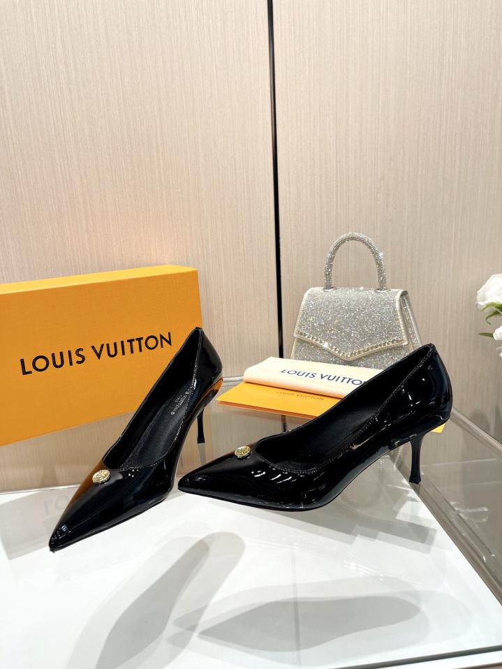 replica,schuhe,beste,kaufen,1:1,besten,seiten,Replik,turnschuhe,sneakers Die neuesten Laufstegschuhe von LOUIS VUITON aus dem Jahr 2024