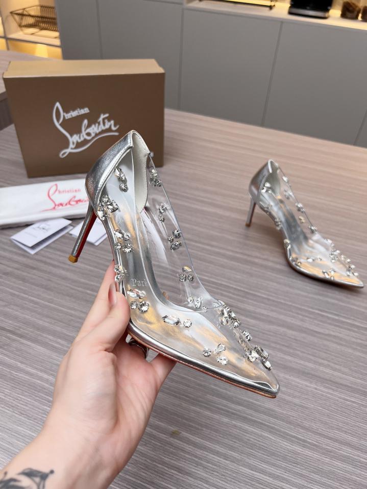replica,schuhe,beste,kaufen,1:1,besten,seiten,Replik,turnschuhe,sneakers Christian Louboutin-Schuhe mit roten Sohlen‖ Weltweit limitierte Auflage!