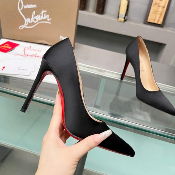 Christian Louboutin-Schuhe mit roten Sohlen‖ Weltweit limitierte Auflage!