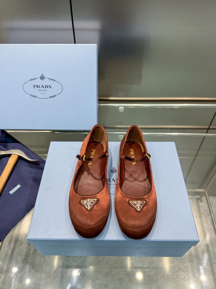 replica,schuhe,beste,kaufen,1:1,besten,seiten,Replik,turnschuhe,sneakers PRADA2024ss Mary Jane Ballerinas replica,schuhe,beste,kaufen,1:1,besten,seiten,Replik,turnschuhe,sneakers PRADA2024ss Mary Jane Ballerinas