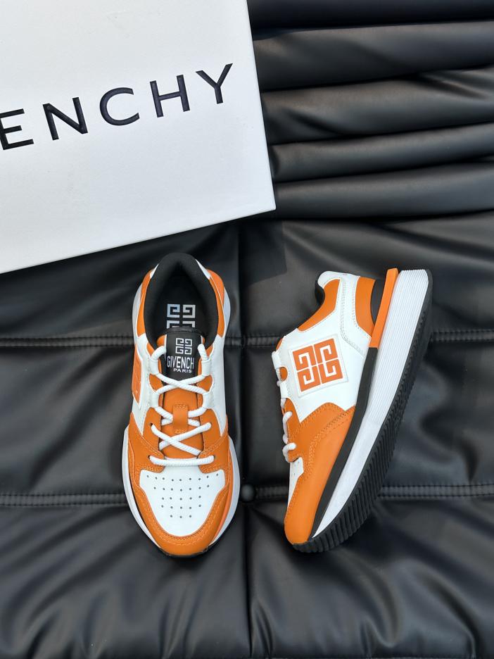 replica,schuhe,beste,kaufen,1:1,besten,seiten,Replik,turnschuhe,sneakers Lässige Sneakers von GIVENCHY mit dicker Sohle