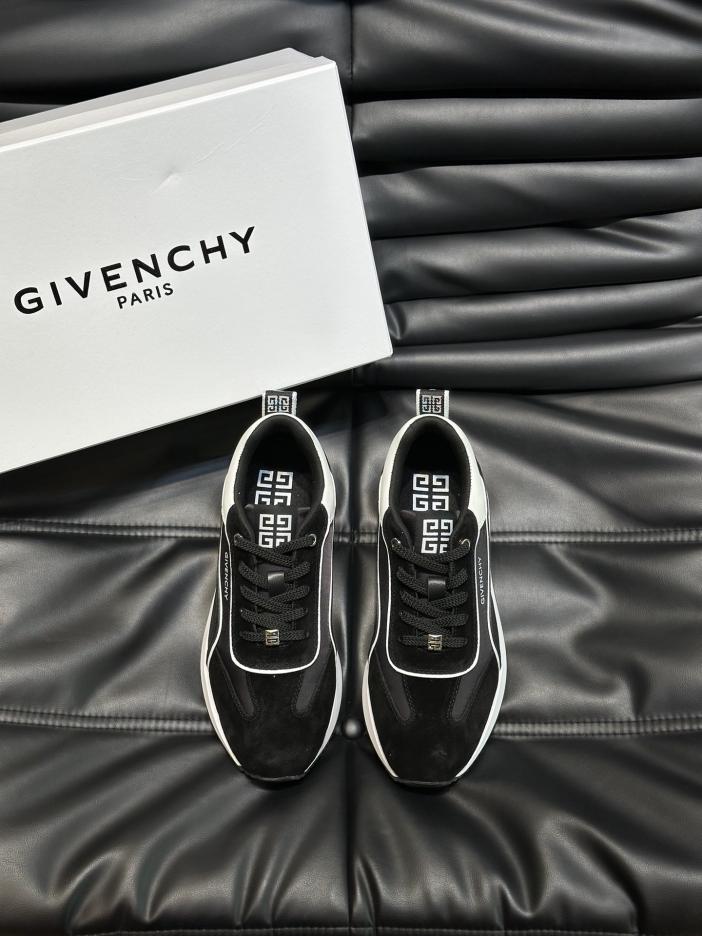 replica,schuhe,beste,kaufen,1:1,besten,seiten,Replik,turnschuhe,sneakers Lässige Sneakers von GIVENCHY mit dicker Sohle