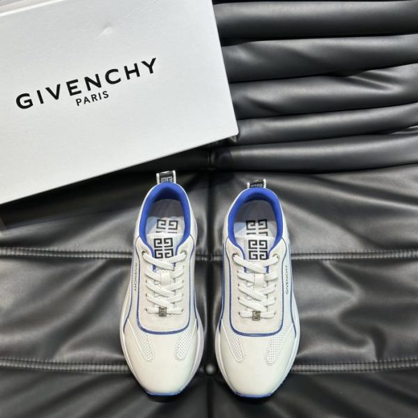 Lässige Sneakers von GIVENCHY mit dicker Sohle