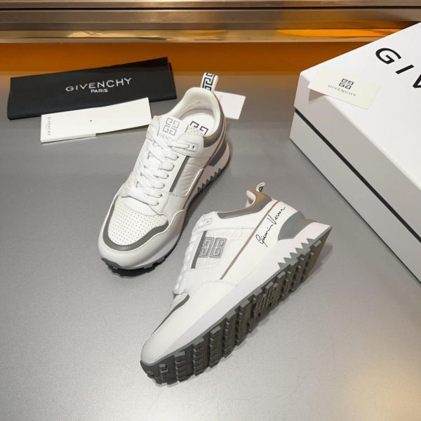 replica,schuhe,beste,kaufen,1:1,besten,seiten,Replik,turnschuhe,sneakers Lässige Sneakers von GIVENCHY mit dicker Sohle