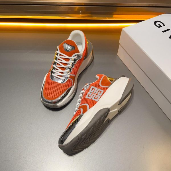 replica,schuhe,beste,kaufen,1:1,besten,seiten,Replik,turnschuhe,sneakers Lässige Sneakers von GIVENCHY mit dicker Sohle