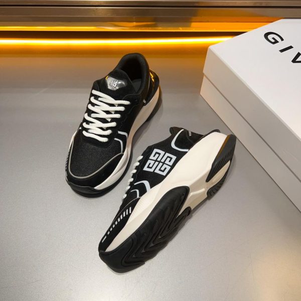 replica,schuhe,beste,kaufen,1:1,besten,seiten,Replik,turnschuhe,sneakers Lässige Sneakers von GIVENCHY mit dicker Sohle