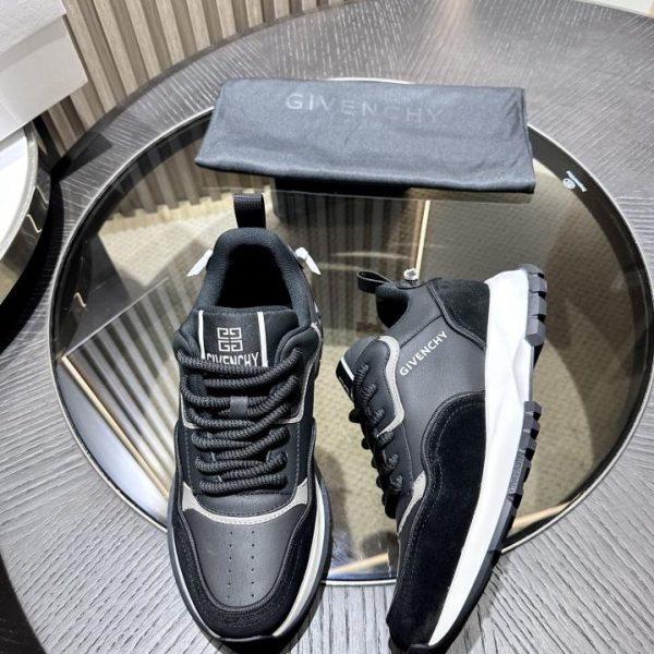replica,schuhe,beste,kaufen,1:1,besten,seiten,Replik,turnschuhe,sneakers Die High-End-Boutique von Givench