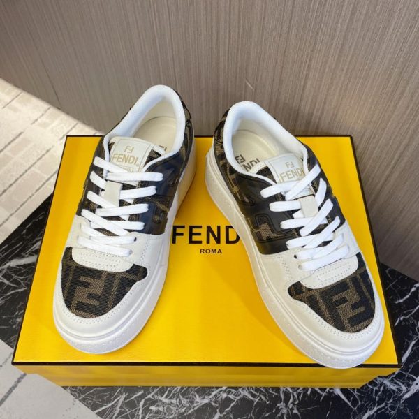 Fendi Match－Plateauschuhe