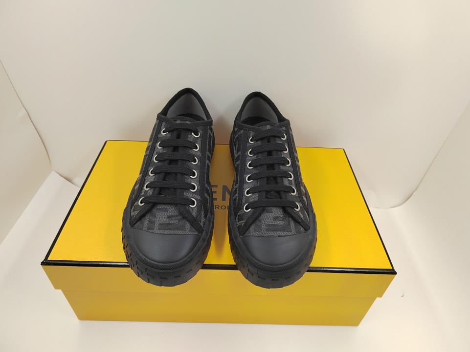 replica,schuhe,beste,kaufen,1:1,besten,seiten,Replik,turnschuhe,sneakers Fendi Domino-Sneaker