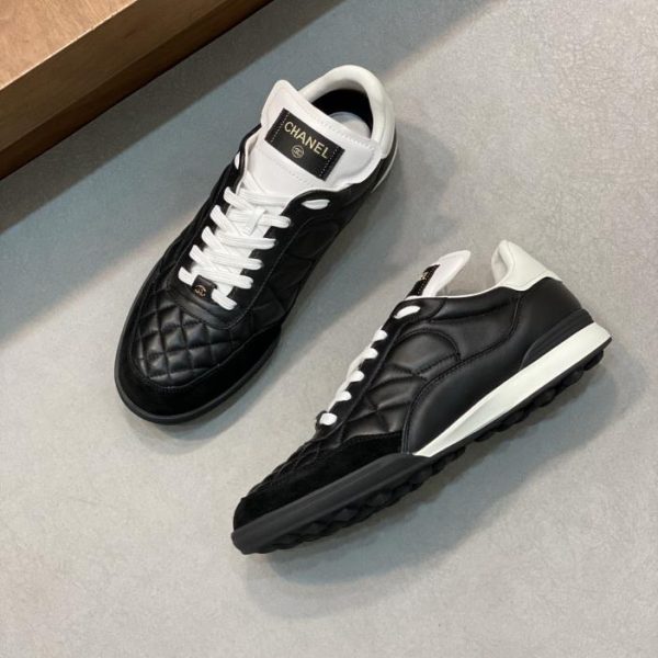 Chanel Panda-Schuhe/Sneaker