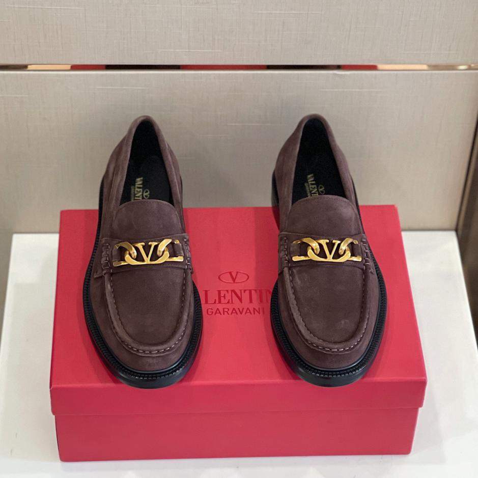 replica,schuhe,beste,kaufen,1:1,besten,seiten,Replik,turnschuhe,sneakers Valentinos neueste Loafer aus Rindsleder