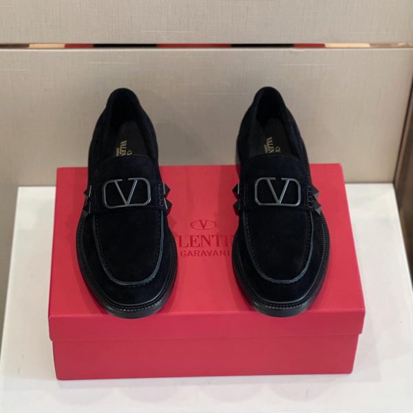 Valentinos neueste Loafer aus Rindsleder