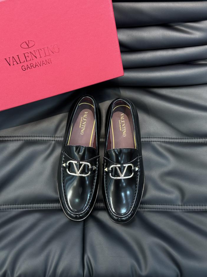 replica,schuhe,beste,kaufen,1:1,besten,seiten,Replik,turnschuhe,sneakers Hochwertige, formelle Freizeitschuhe für Herren aus Leder von Valentino