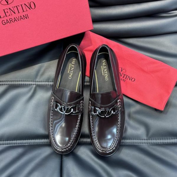 Hochwertige, formelle Freizeitschuhe für Herren aus Leder von Valentino