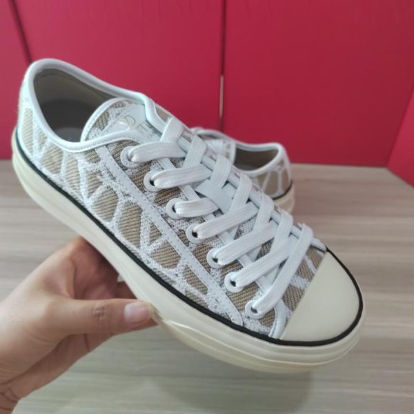replica,schuhe,beste,kaufen,1:1,besten,seiten,Replik,turnschuhe,sneakers Valentino neue bestickte Canvas-Schuhe mit dicker Sohle