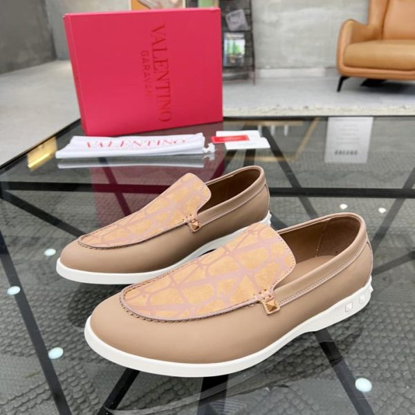 replica,schuhe,beste,kaufen,1:1,besten,seiten,Replik,turnschuhe,sneakers Lässige Slip-On-Schuhe von Valentino