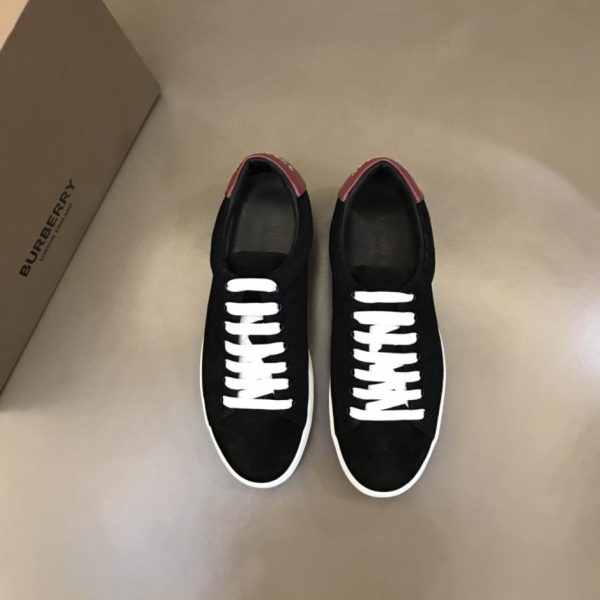 Klassische Low-Top-Sneaker f眉r Herren von Burberr