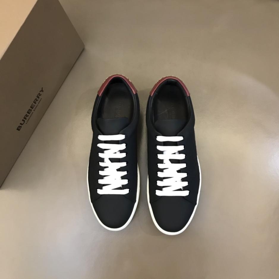 replica,schuhe,beste,kaufen,1:1,besten,seiten,Replik,turnschuhe,sneakers Klassische Low-Top-Sneaker f眉r Herren von Burberr