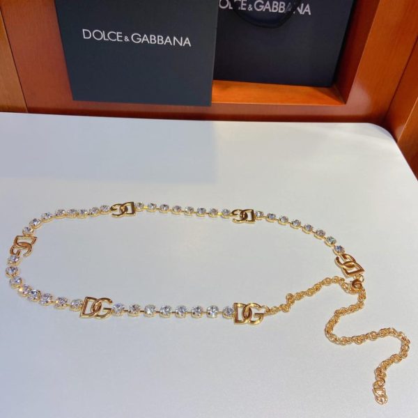 replica,schuhe,beste,kaufen,1:1,besten,seiten,Replik,turnschuhe,sneakers D&G-Strassgürtel