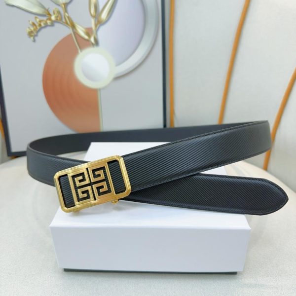 GIVENCHY-Kalbsleder, Breite 3,5 cm