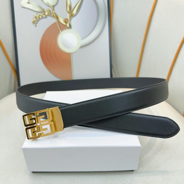GIVENCHY neue Gürtelbreite: 3,5 cm