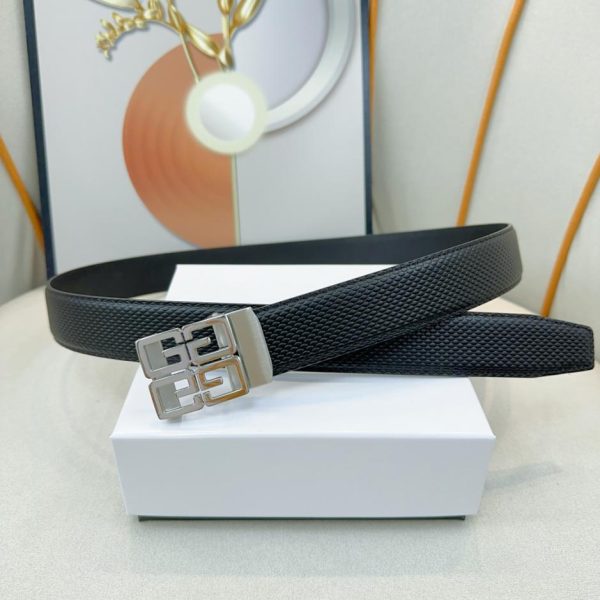 GIVENCHY neue Gürtelbreite: 3,5 cm