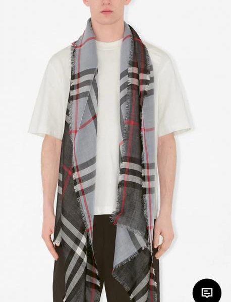 Burberry Wendeschal aus Kaschmir mit Karomuster