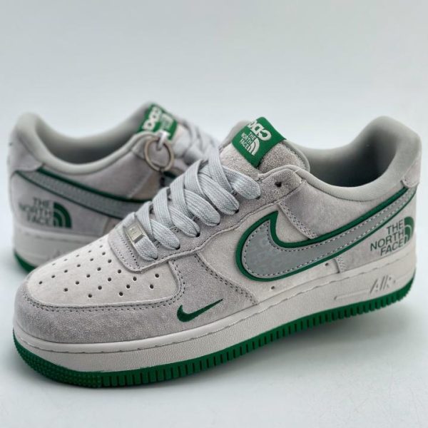 replica,schuhe,beste,kaufen,1:1,besten,seiten,Replik,turnschuhe,sneakers Nike Air Force 1 Low 07 x CDG x The North Face-Serie