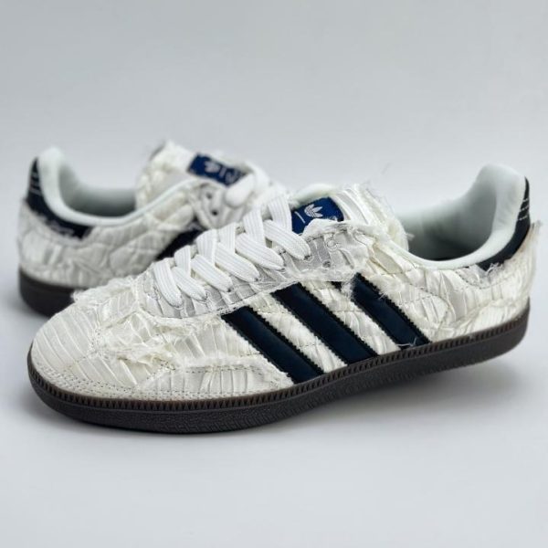 replica,schuhe,beste,kaufen,1:1,besten,seiten,Replik,turnschuhe,sneakers Adidas Originals Samba OG x Caroline SATIN SHOES-Serie