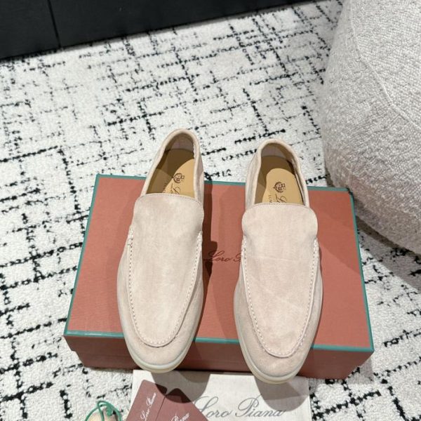 Klassische britische flache Loafer von Loro Piana