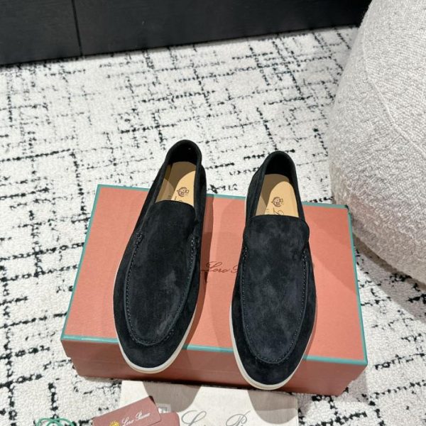 Klassische britische flache Loafer von Loro Piana