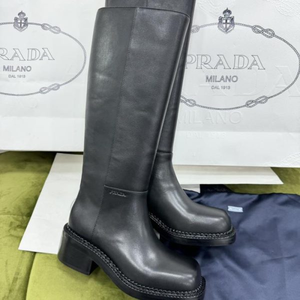 Prada Herbst- und Winter-Laufsteg-Stil