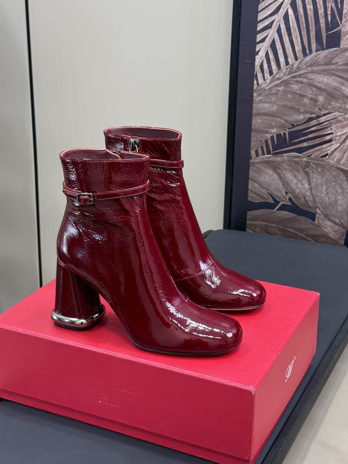 replica,schuhe,beste,kaufen,1:1,besten,seiten,Replik,turnschuhe,sneakers Roger VivierI Stiefeletten aus Lackleder