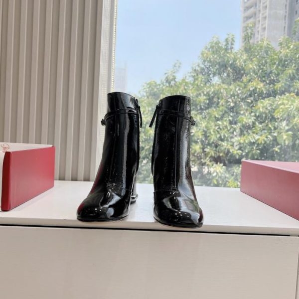 Roger Vivier neue Podiumsstiefel