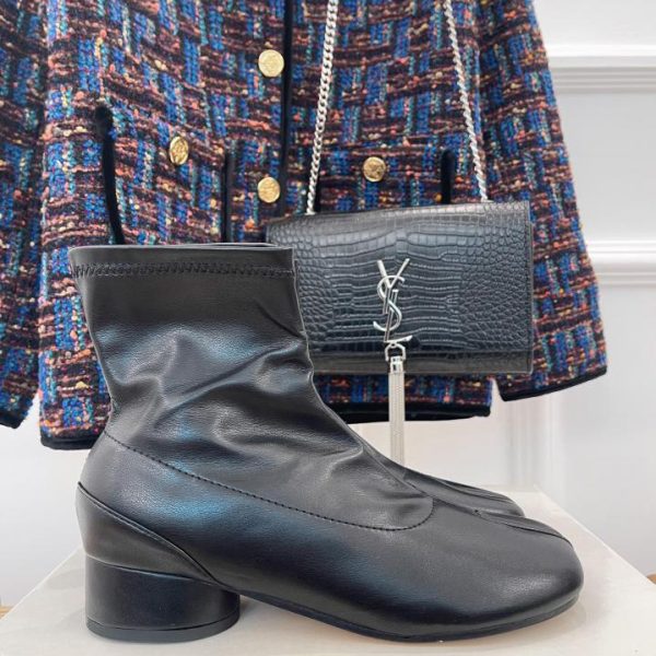 Maison Margiela｜MM6 klassische elastische Herbst- und Winterstiefel mit geteilter Zehenpartie