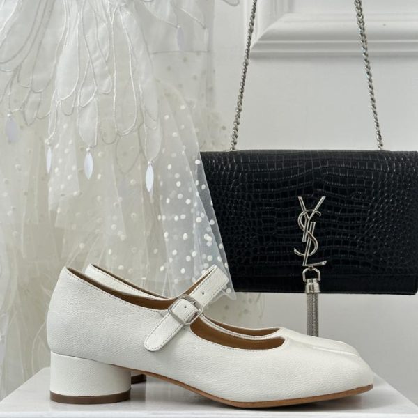 Maison Margiela｜MM6 Retro-Schuhe mit geteilter Zehenpartie