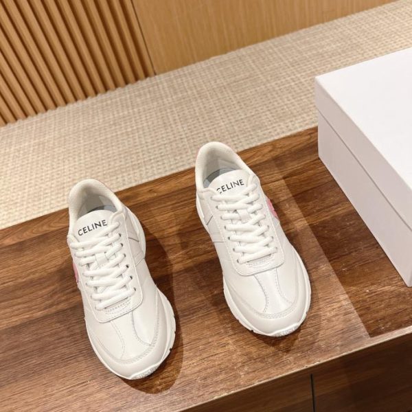 replica,schuhe,beste,kaufen,1:1,besten,seiten,Replik,turnschuhe,sneakers [Top-Version] Celine präsentiert neue Dad-Schuhe mit dicken Sohlen auf dem Laufsteg