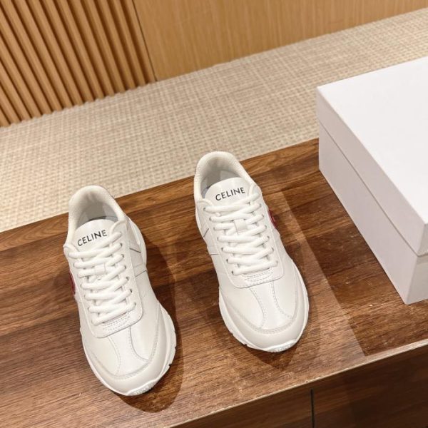 replica,schuhe,beste,kaufen,1:1,besten,seiten,Replik,turnschuhe,sneakers [Top-Version] Celine präsentiert neue Dad-Schuhe mit dicken Sohlen auf dem Laufsteg