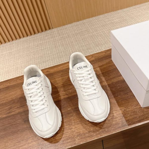 replica,schuhe,beste,kaufen,1:1,besten,seiten,Replik,turnschuhe,sneakers [Top-Version] Celine präsentiert neue Dad-Schuhe mit dicken Sohlen auf dem Laufsteg