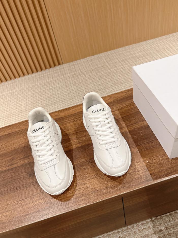 replica,schuhe,beste,kaufen,1:1,besten,seiten,Replik,turnschuhe,sneakers [Top-Version] Celine präsentiert neue Dad-Schuhe mit dicken Sohlen auf dem Laufsteg