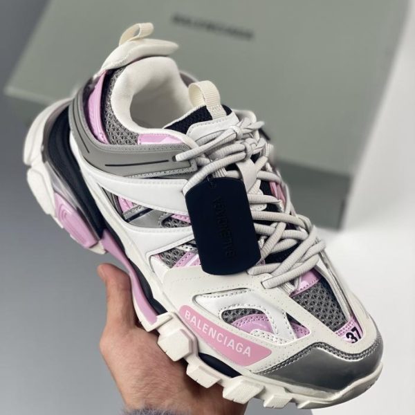 Outdoor-Konzeptschuhe der Generation 3.0 von Balenciaga