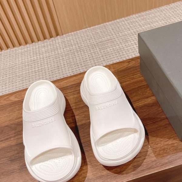 replica,schuhe,beste,kaufen,1:1,besten,seiten,Replik,turnschuhe,sneakers Balenciaga gemeinsame Plateau-Sandalen-Serie