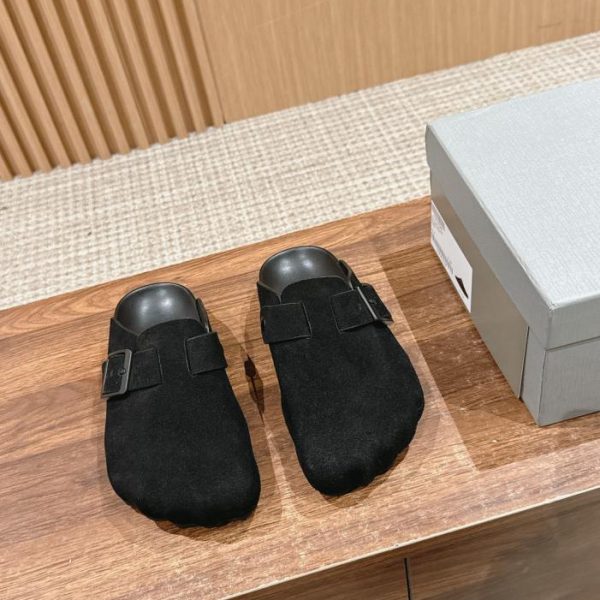 replica,schuhe,beste,kaufen,1:1,besten,seiten,Replik,turnschuhe,sneakers Fünf-Finger-Boken-Hausschuhe von Balenciaga als Co-Branding