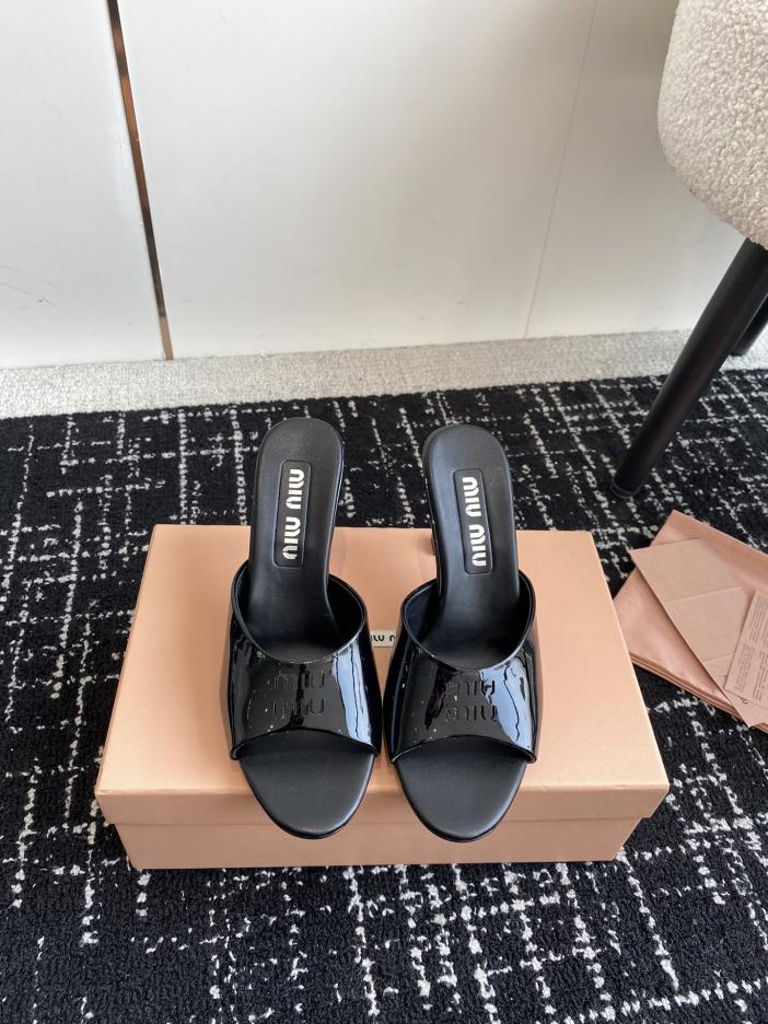 replica,schuhe,beste,kaufen,1:1,besten,seiten,Replik,turnschuhe,sneakers [Top-Version] (10 cm) Miu Miu Fischmaul-Sandalen