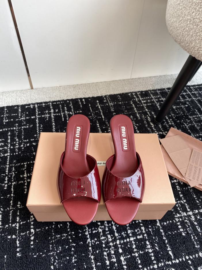 replica,schuhe,beste,kaufen,1:1,besten,seiten,Replik,turnschuhe,sneakers [Top-Version] (10 cm) Miu Miu Fischmaul-Sandalen