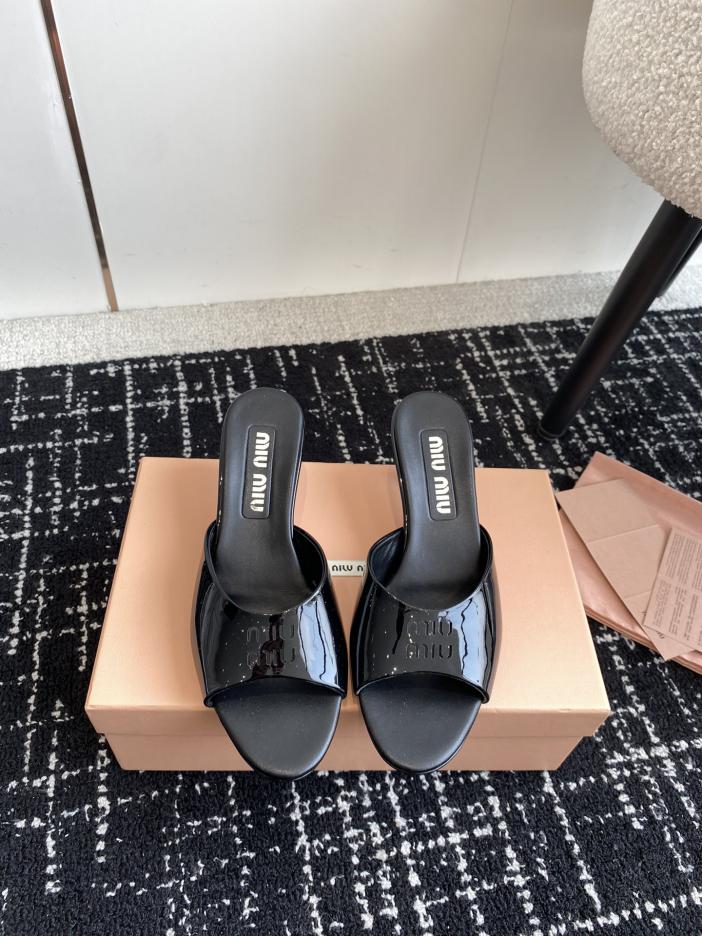 replica,schuhe,beste,kaufen,1:1,besten,seiten,Replik,turnschuhe,sneakers [Top-Version] (10 cm) Miu Miu Fischmaul-Sandalen