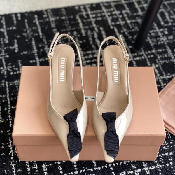 [Top-Version] Miu Miu spitze Zehensandalen